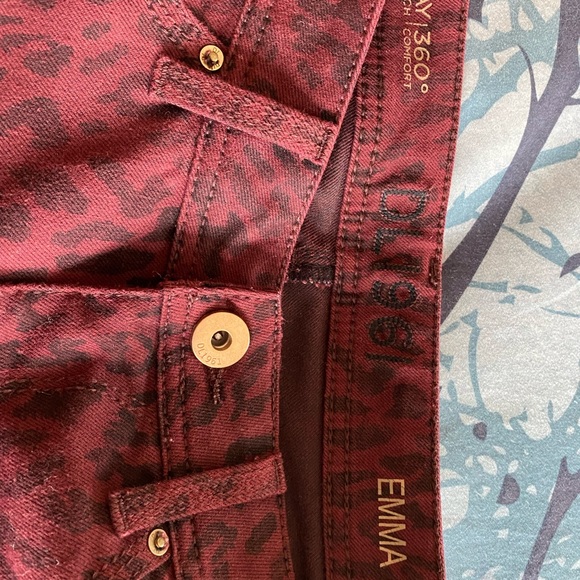 Emma stretch comfort jeans,leopard print design - Picture 4 of 7